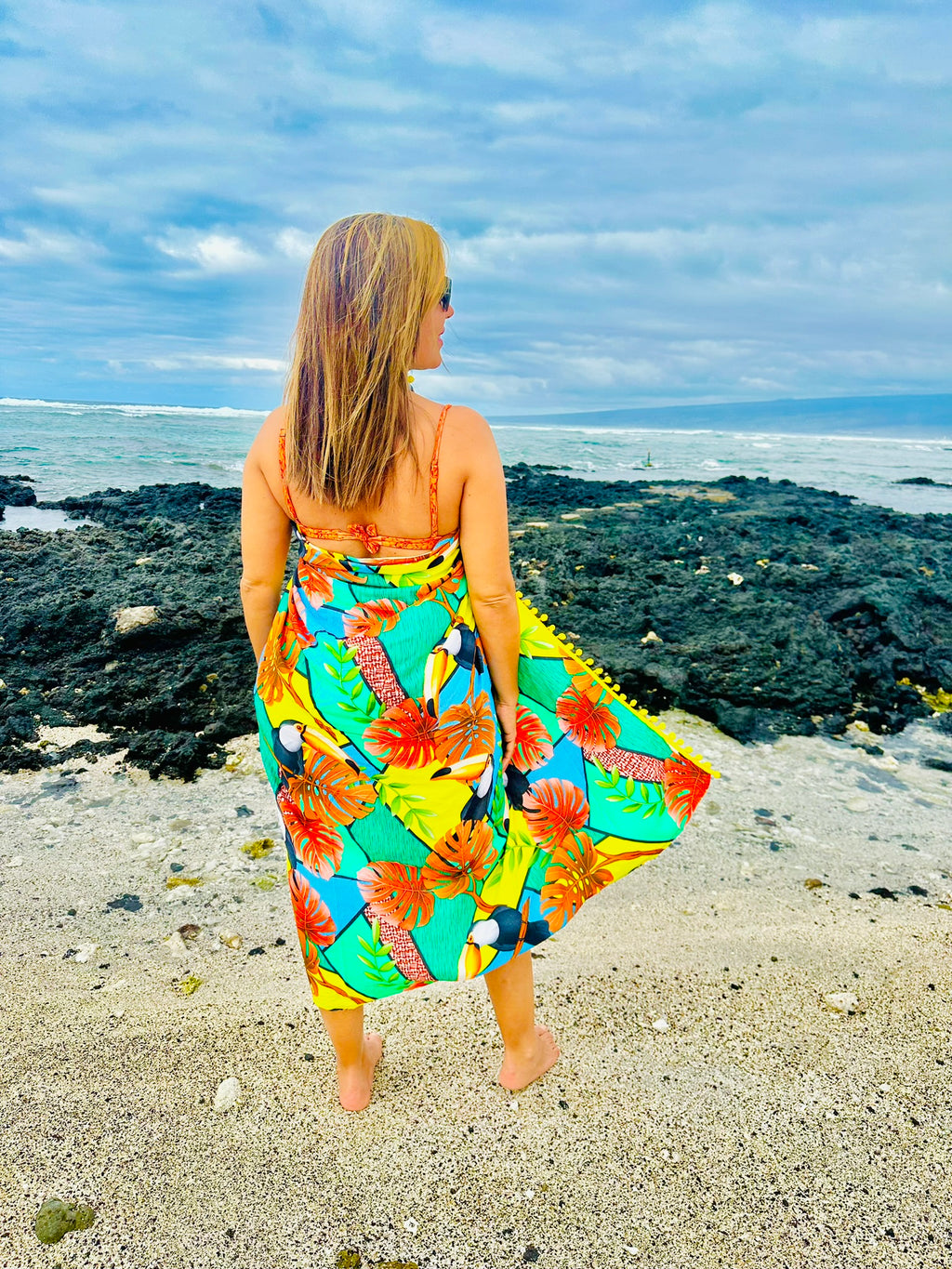 Tucano Amarelo, Sarong