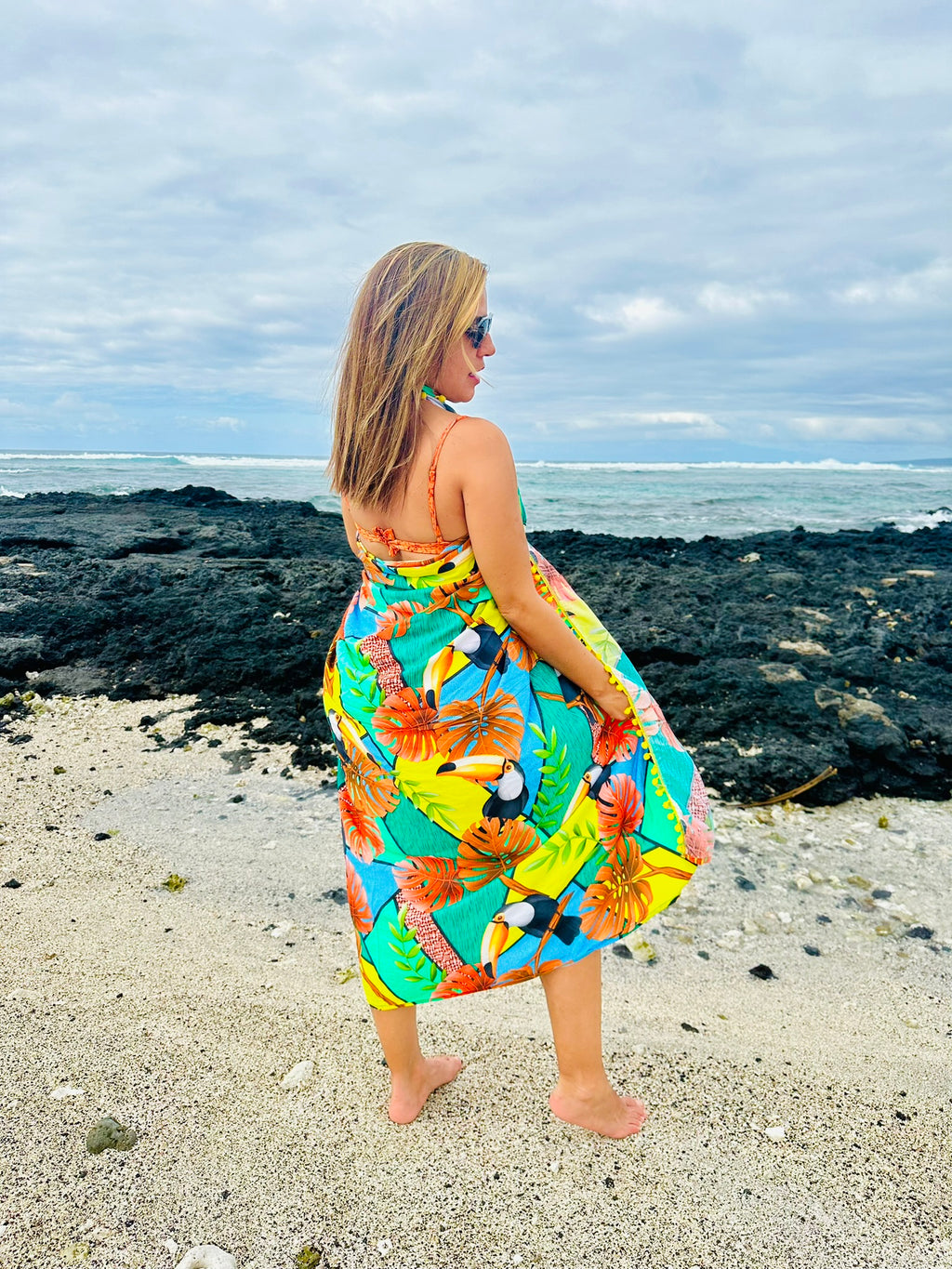 Tucano Amarelo, Sarong