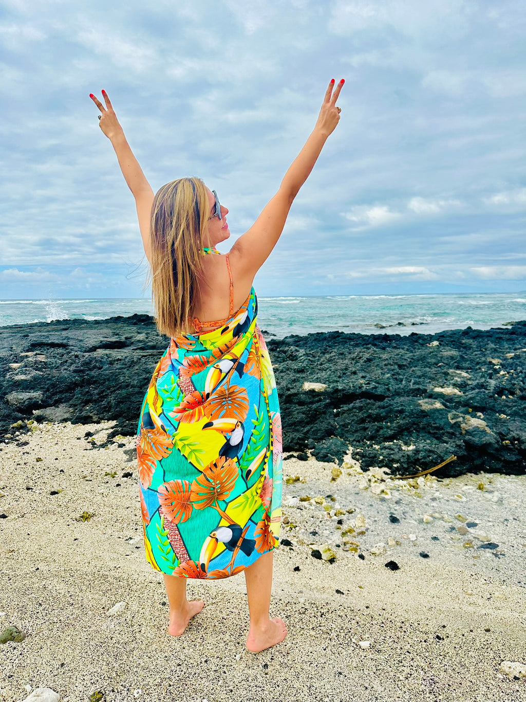 Tucano Amarelo, Sarong